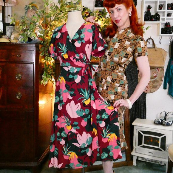 Emily and Fin 1950's Style House Plant & Hidden Cat Wrap Day Dress Sz XS - Picture 2 of 13